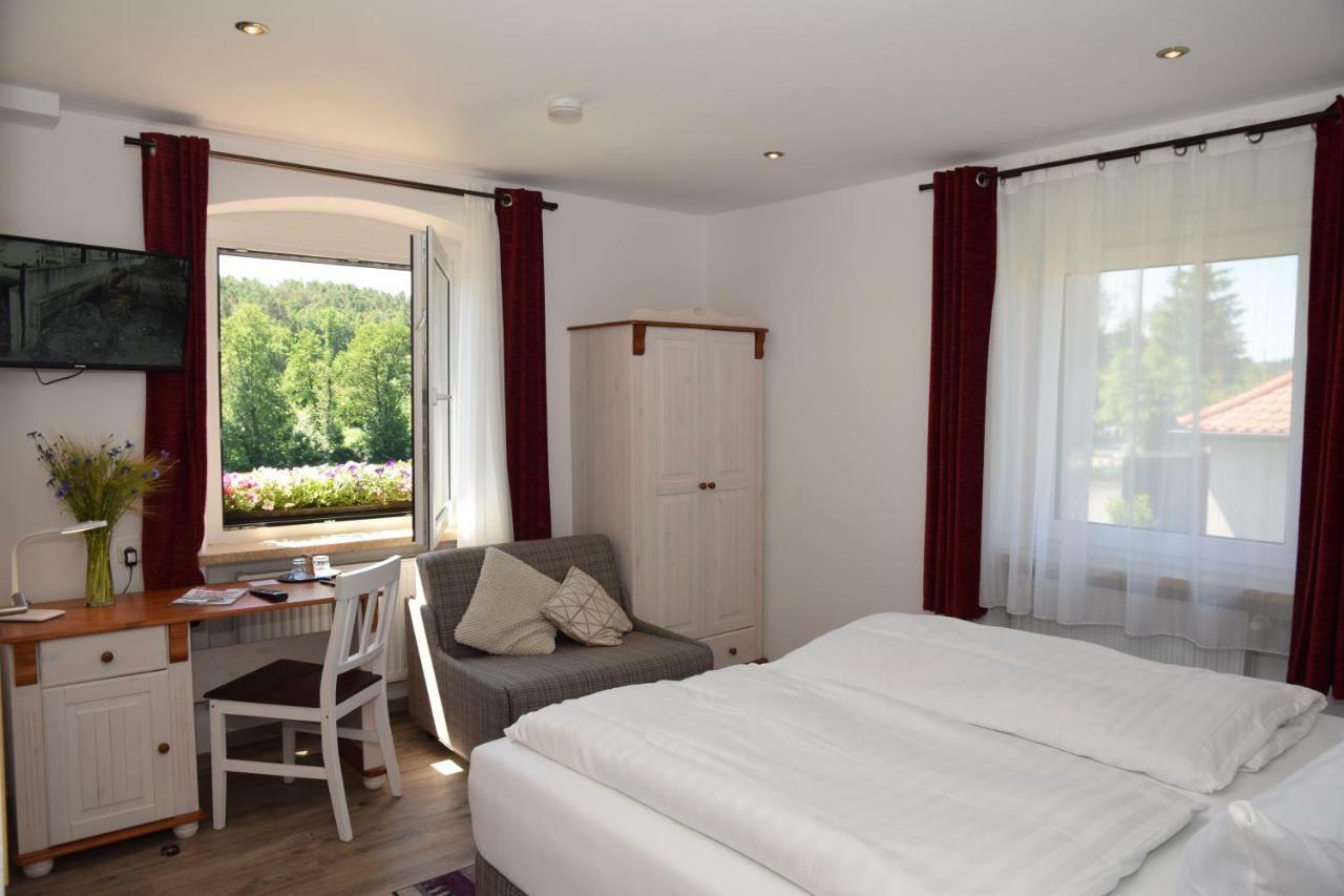 Landhotel Steigerwaldhaus Burghaslach Dış mekan fotoğraf